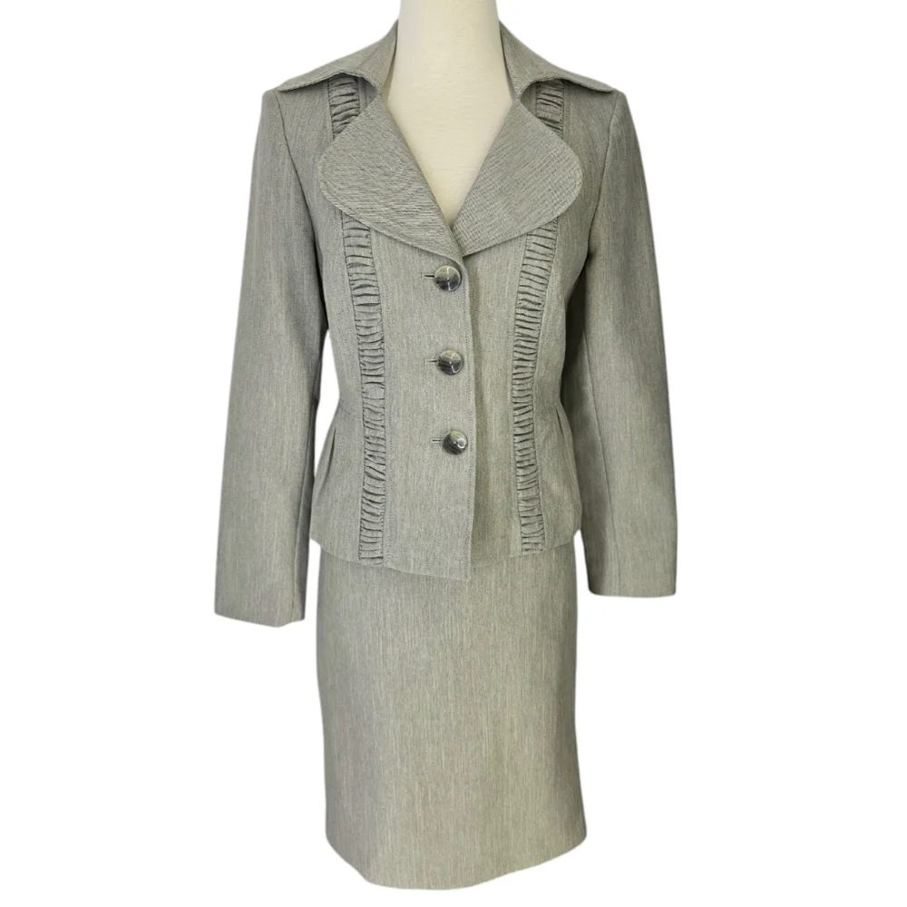 LeSuit Three Button Jacket & Skirt Suit Set Neutral Tan Beige Gray Weave Sz 6 - Picture 16 of 16